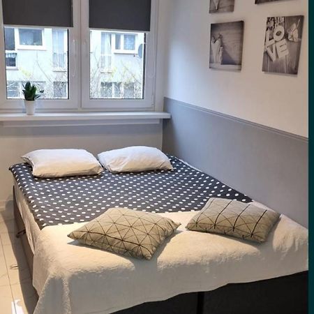 Nighthost Robotnicza 32 M248 Wroclaw Free Parking Apartment ภายนอก รูปภาพ